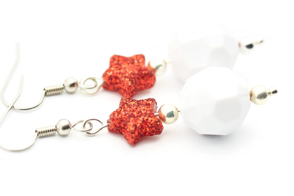 Red Star, White Snowball, Glass Earrings, Surgical Steel, Holiday Earrings, Christmas Earrings, Glitter Star, Snowball Fight