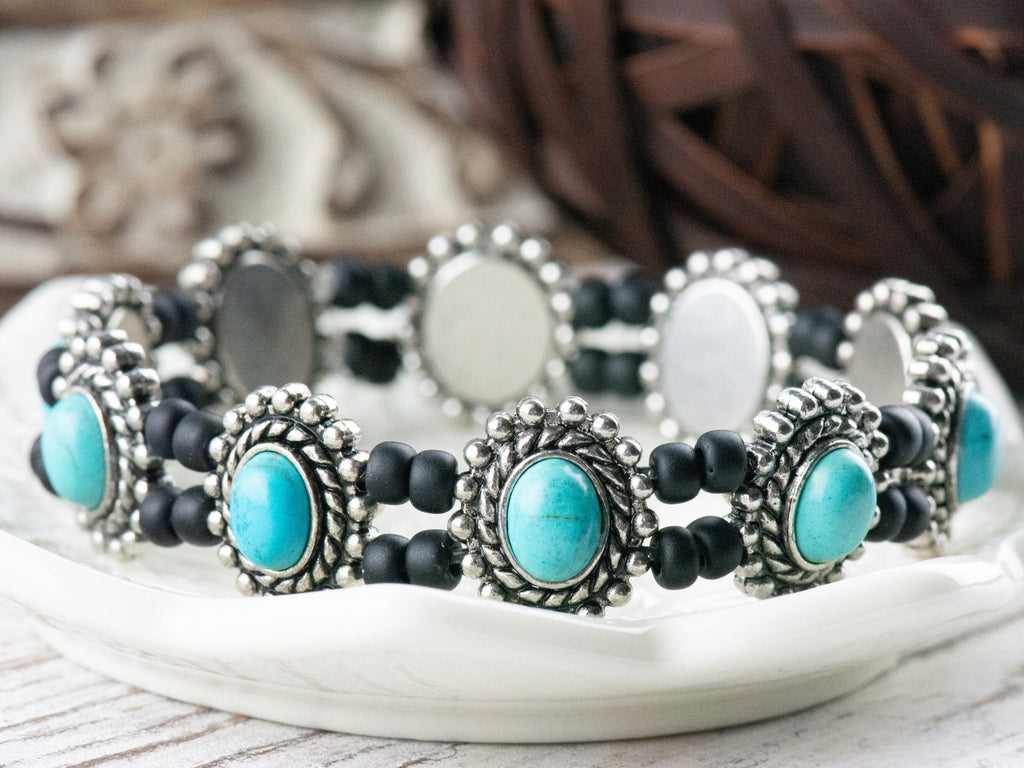 Turquoise Blue Howlite Oval Beaded Stretch Bracelet / Handmade Bracelet / Bohemian Jewelry