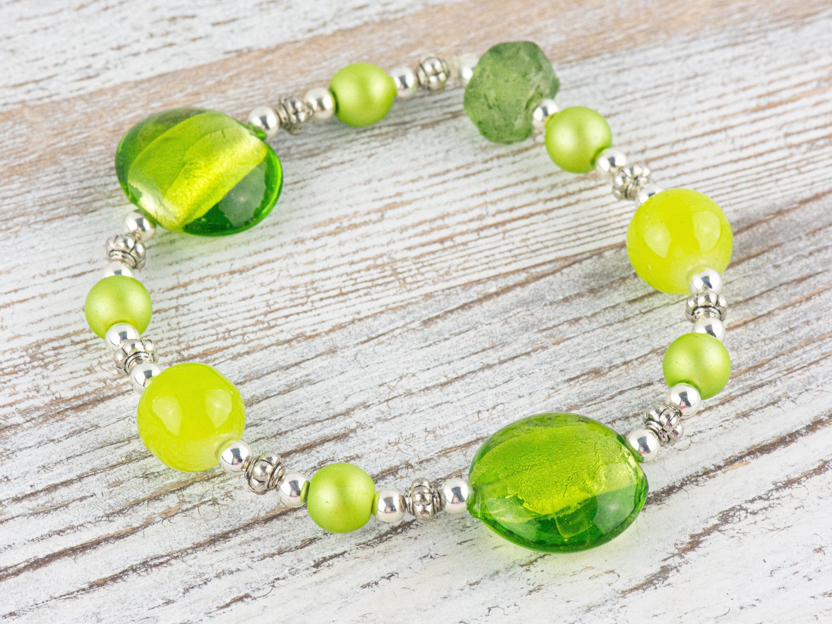 Green Apple Glass Beaded Stretch Bracelet / Chunky Bracelet / Handmade Jewelry