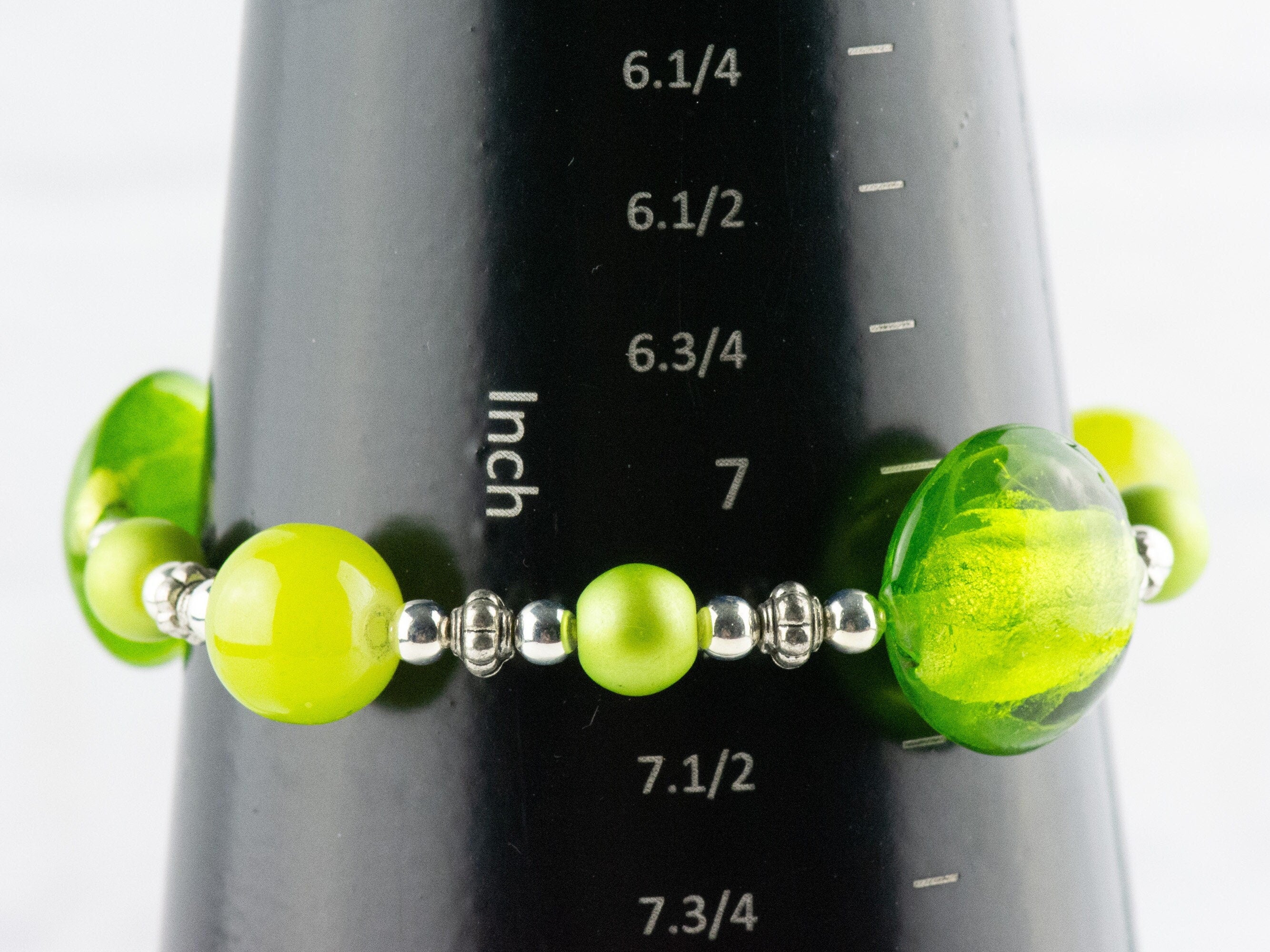 Green Apple Glass Beaded Stretch Bracelet / Chunky Bracelet / Handmade Jewelry