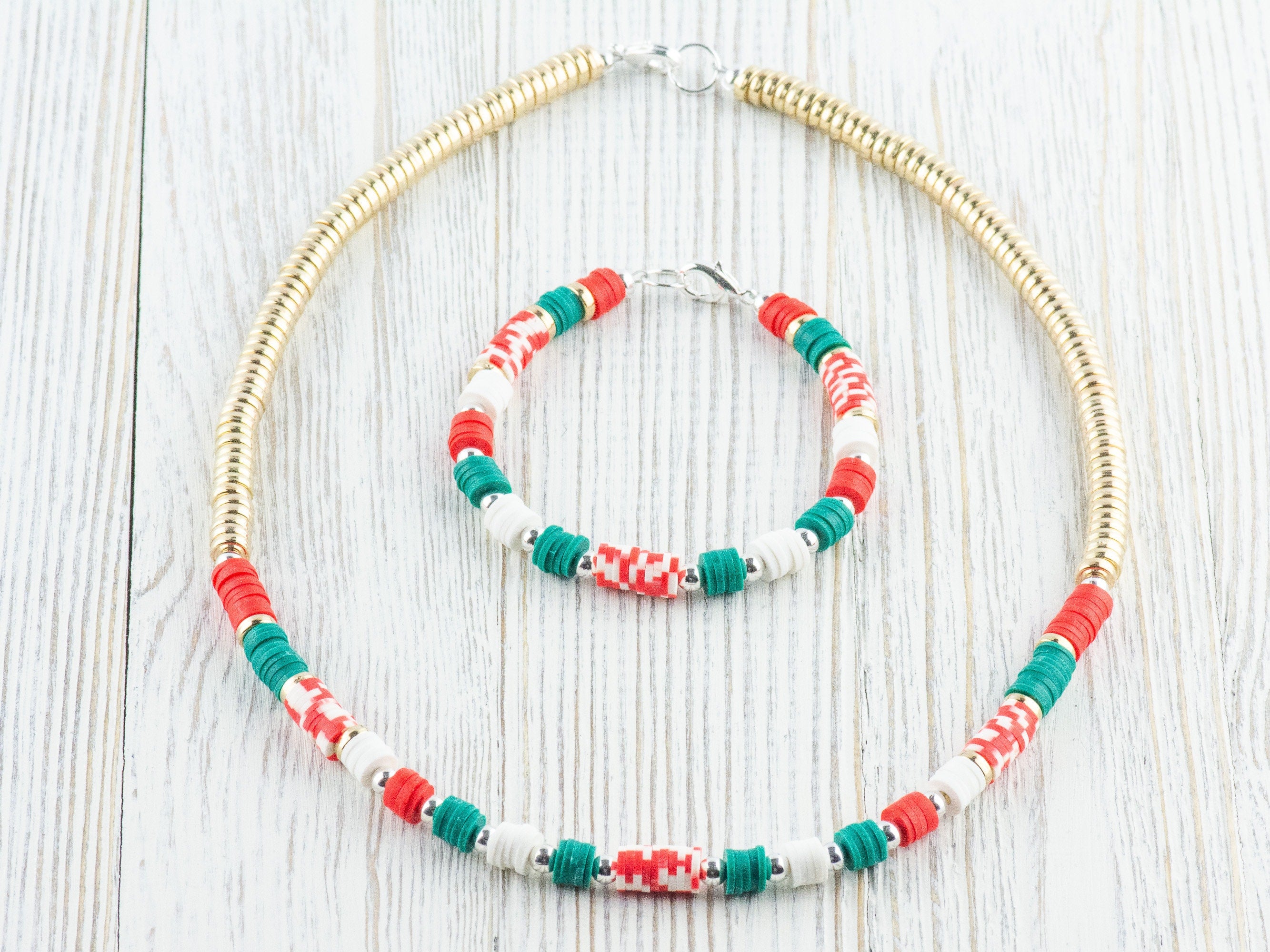Holiday Cheer Red and Green Heishi Bracelet, Christmas Jewelry, Feeling Festive, Handmade Gift