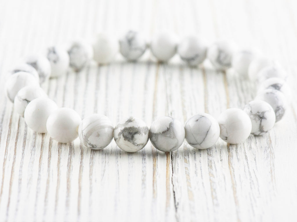 White Howlite Smooth Round Beaded Stretch Bracelet, Simple Unisex Semi-Precious Stone Jewelry, Handmade Natural Gemstone Fashion Accessories