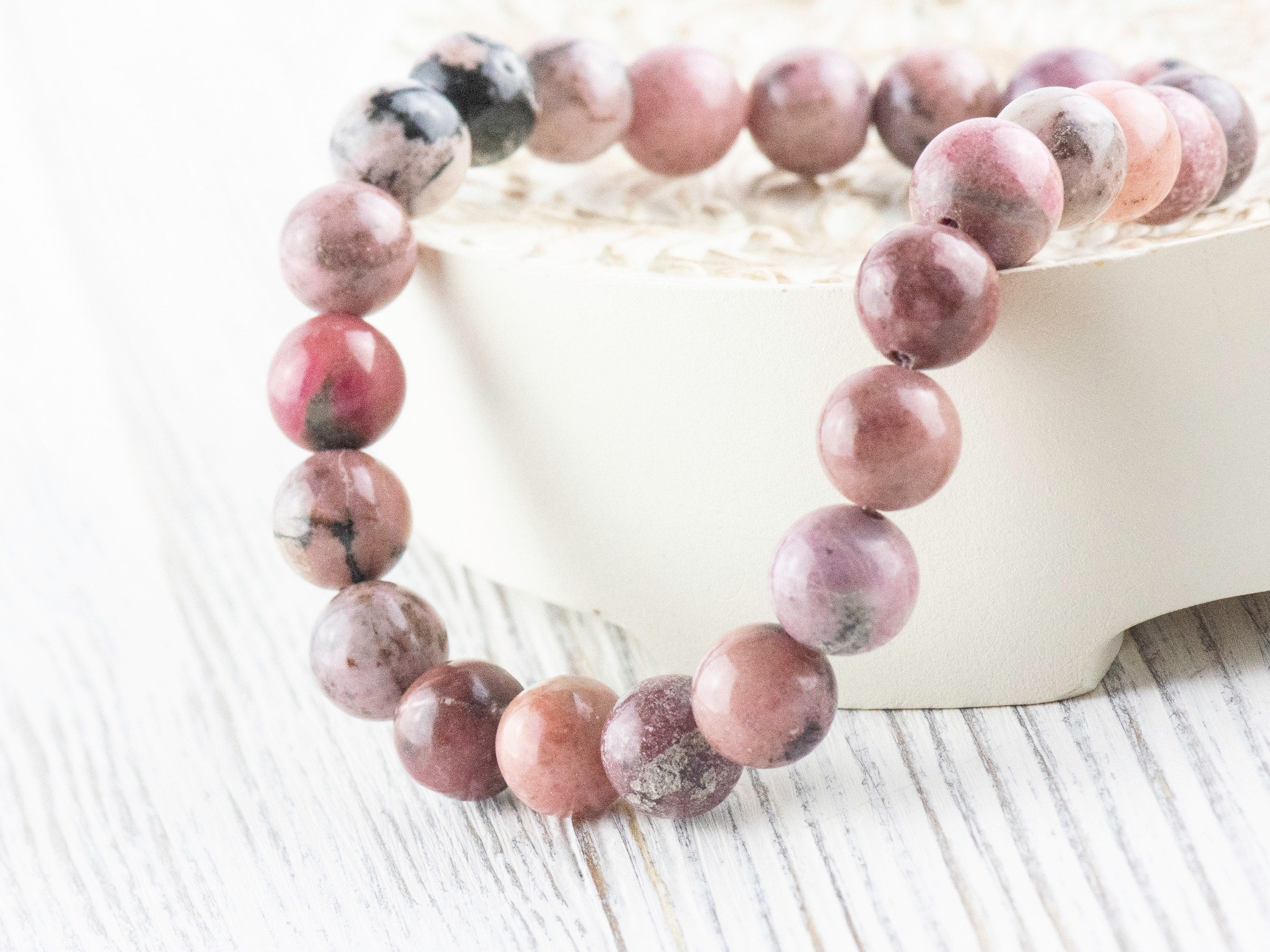 Rhodonite Smooth Round Beaded Stretch Bracelet, Simple Unisex Semi-Precious Stone Jewelry, Handmade Natural Gemstone Fashion Accessories