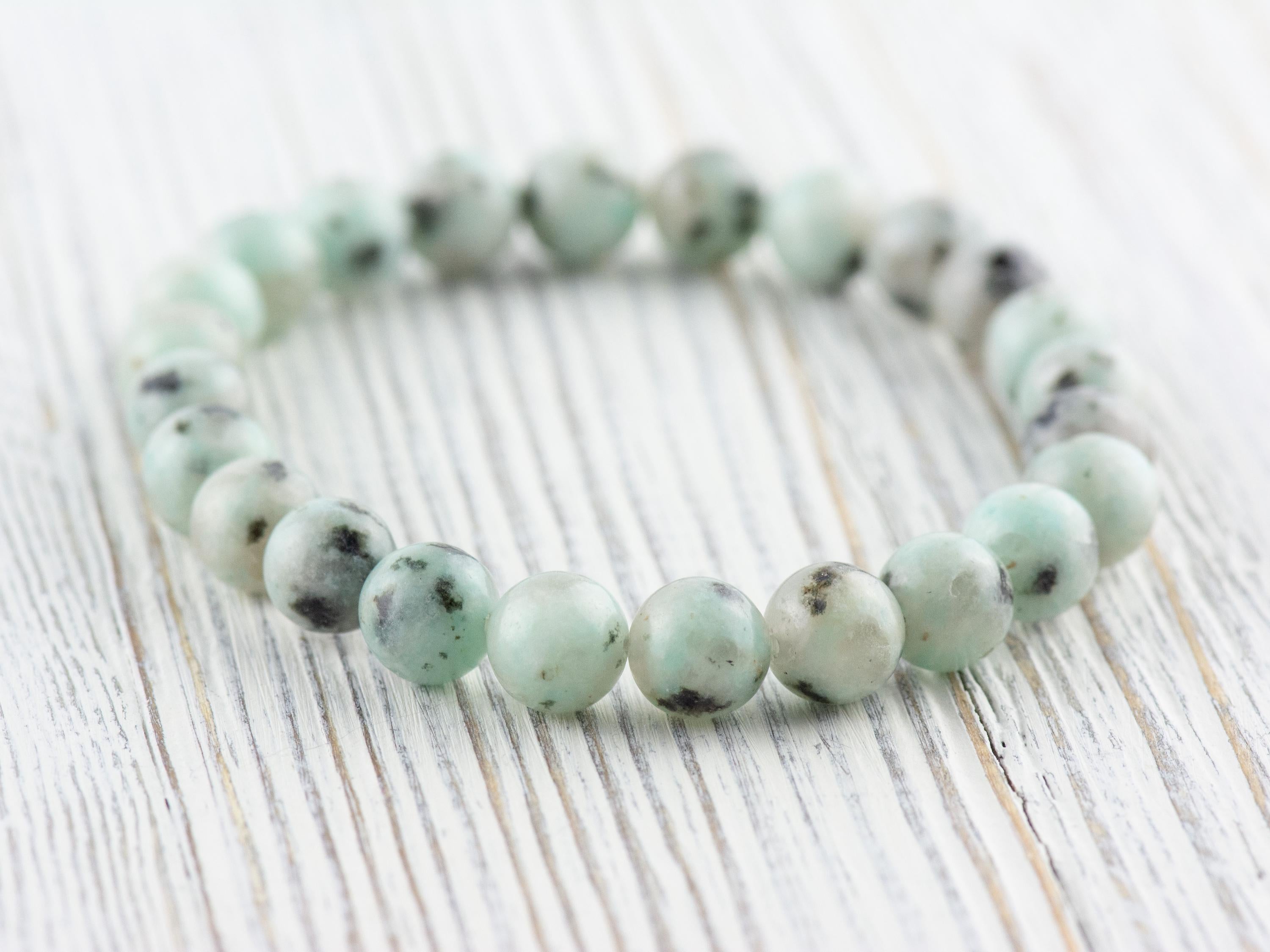 Kiwi Jasper Smooth Round Beaded Stretch Bracelet, Simple Unisex Semi-Precious Stone Jewelry, Handmade Natural Gemstone Fashion Accessories