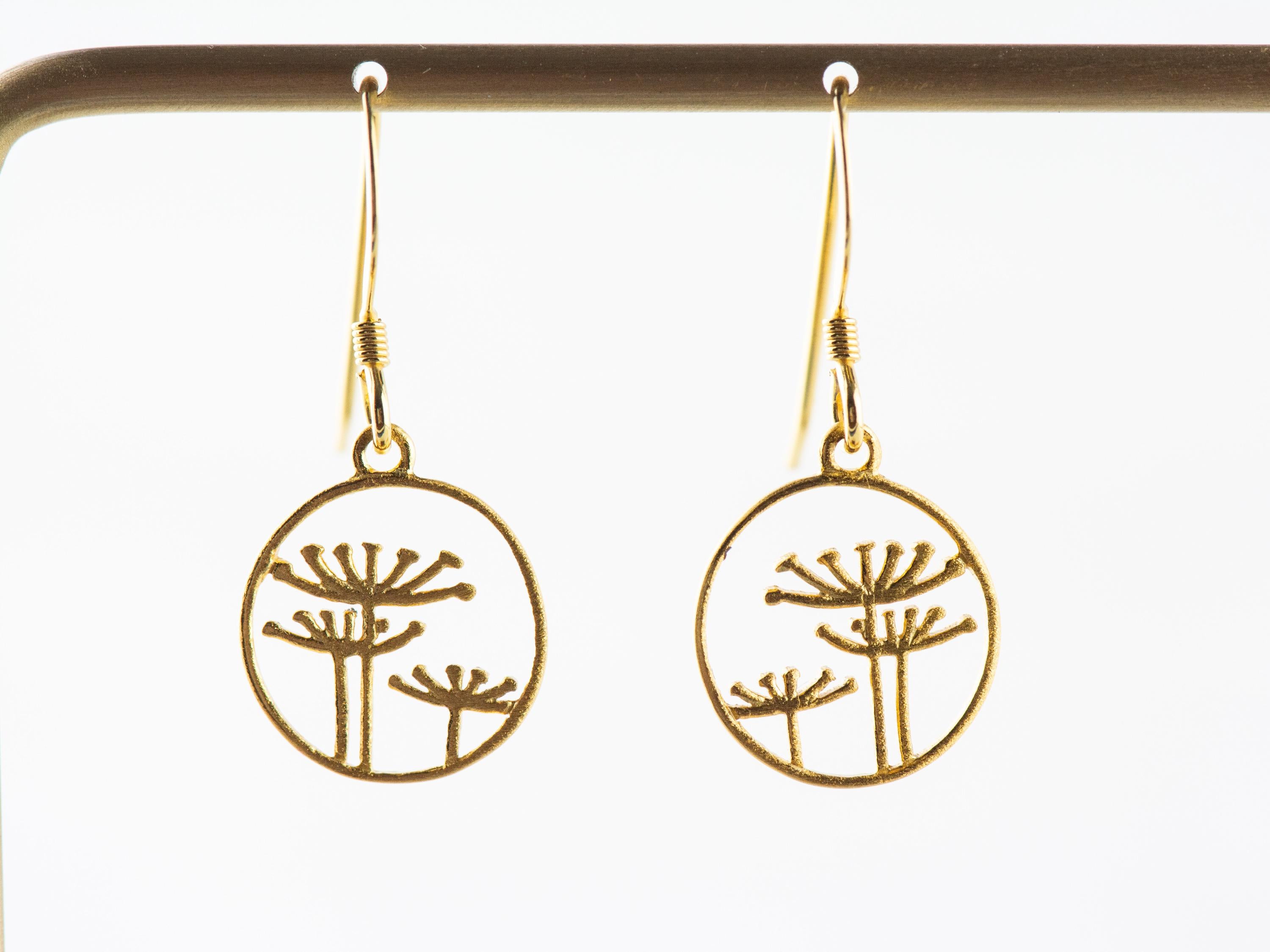 Queen Anne's Lace Vermeil Floral Earrings • Nature Inspired Lightweight Dainty Earrings • Gold Sterling SIlver .925 Minimalist Jewelry