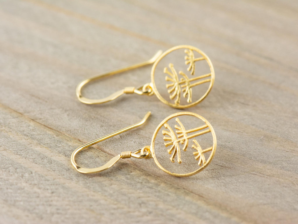 Queen Anne's Lace Vermeil Floral Earrings • Nature Inspired Lightweight Dainty Earrings • Gold Sterling SIlver .925 Minimalist Jewelry