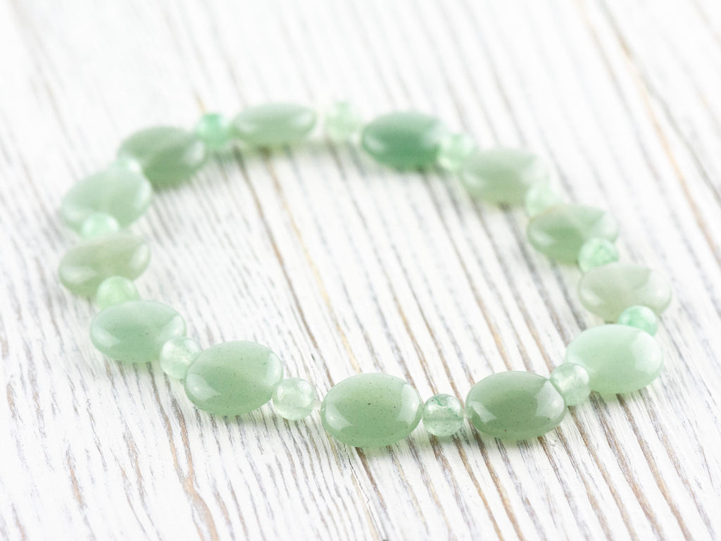 Green Aventurine Beaded Stretch Gemstone Bracelet • Simple Unisex Semi-Precious Stone Jewelry • Handmade Natural Gemstone Bracelet